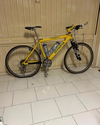 Mountain Bike Olympia Hyper 
