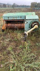 Pressa e seminatrice sama