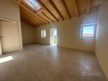 3 LOCALI A SOMMACAMPAGNA