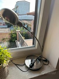 Lampada da scrivania in acciaio