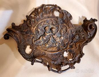 Piatto decorativo in bronzo antico