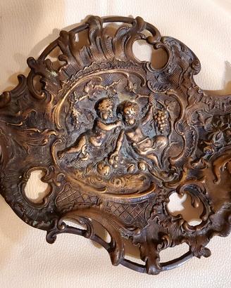 Piatto decorativo in bronzo antico