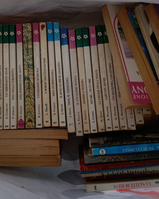Collezione libri Harmony