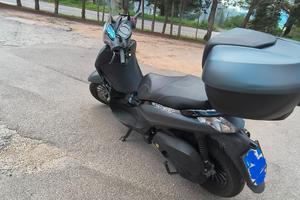 Beverly 125 anno 2015