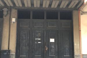 Grande garage deposito