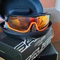 mtb scott scale con  l'occorrente  per pedalare