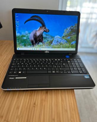 Notebook Fujitsu A512