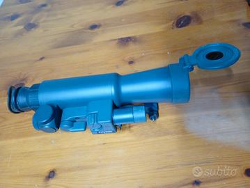 Cannocchiale infrarossi 