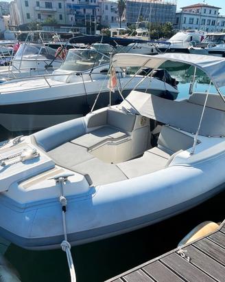 MARLIN BOAT 24 SR (FB)