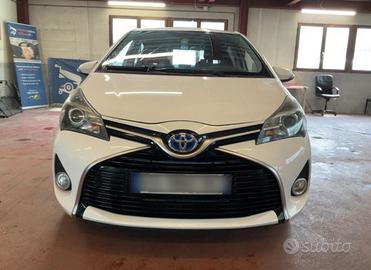 Toyota Yaris 1.5 Hybrid 5 porte Lounge