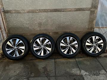 Cerchi Volkswagen Polo da 15” modello “Seyne”