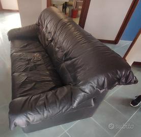 DIVANO PELLE 3 POSTI