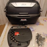 Bauletto GIVI Monolock E43 con valigia interna