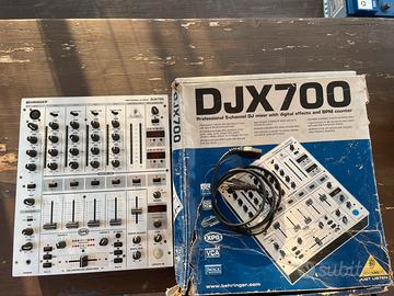 Mixer Behringer DJX700