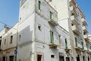 Abitazione indipendente zona Piazza Pinto
