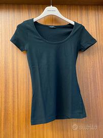 T-shirt nera Motivi tg. S