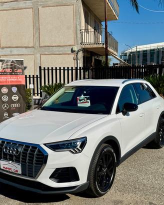 AUDI Q3 35 TDI S tronic