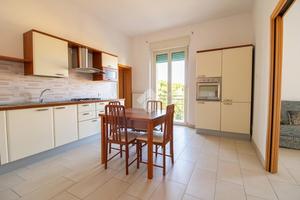 4 LOCALI A MONTENERO DI BISACCIA