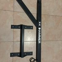 Staffa a muro per sacco da boxe
