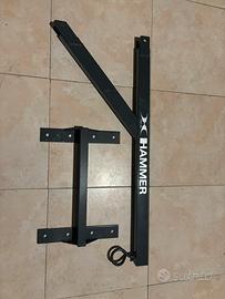 Staffa a muro per sacco da boxe