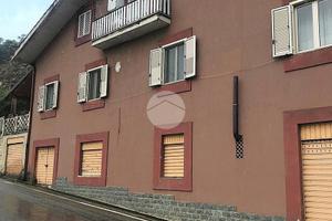 4 LOCALI A SPEZZANO PICCOLO
