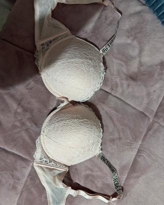 Regiseno victoria secret