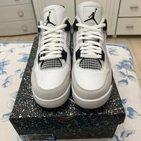 Jordan 4 retro nero militare EU 39