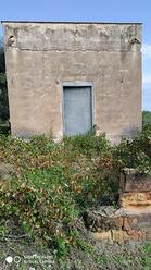 Terreno con piccolo rustico