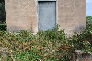 Terreno con piccolo rustico