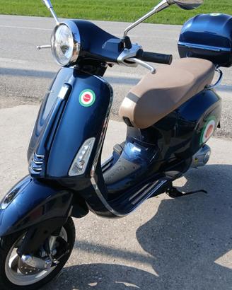 vespa  125 primavera ie  solo 3800km