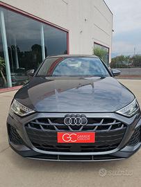 AUDI A3 NUOVA S-Line anno 2025 km23 GRIGIO DAYTONA