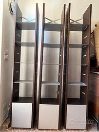 TRE COLONNE SCAFFALE