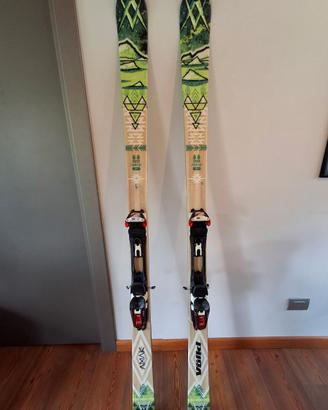 SCI ALPINISMO VOLKL AMAK + ATTACCHI