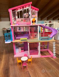 Casa dei Sogni di Barbie con 8 Stanze