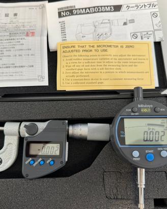 Comparatore micrometro