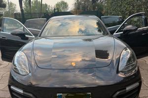 Porsche panamera 4s
