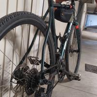 bici  gravel touring