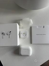 AIRPODS PRO CON WIRELESS CHARGING 2ª GENERAZIONE