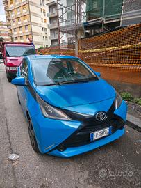 toyota aygo 1.0 x play 5 porte