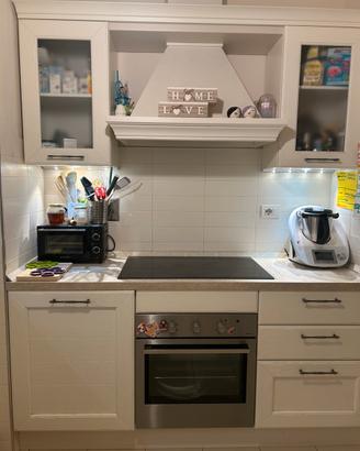 Cucina Lube