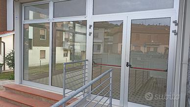 Negozio + laboratorio