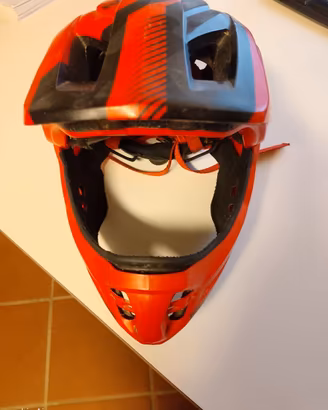 Casco integrale per bici