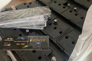 Stock di Batterie nuove di zecca, inerti 100 Pz.