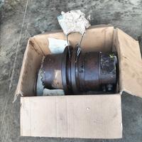 Motoriduttore cingolo caterpillair 301.8