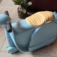 Skoot trolley vespa per bambini celeste ben tenuta