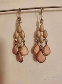 Orecchini chandelier Bijou Brigitte rosa chiaro