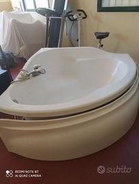 Vasca da bagno angolare Teuco