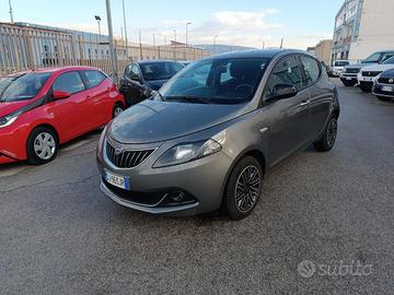 LANCIA Ypsilon 1.0 FireFly 5 porte S&S Hybrid Silv