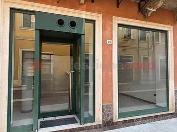 Negozio Legnago [Cod. rif 3389358VCG]