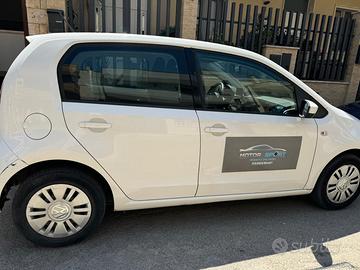VOLKSWAGEN up - 2013